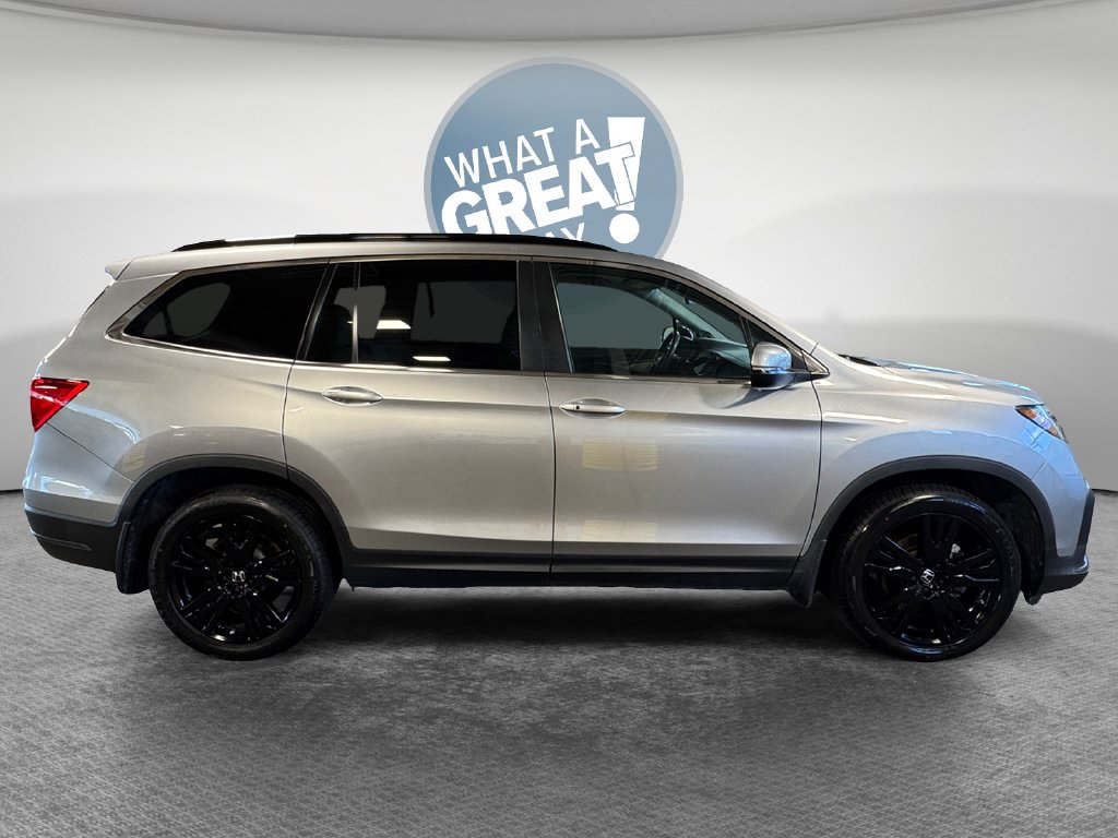 Used 2022 Honda Pilot Special Edition image 2