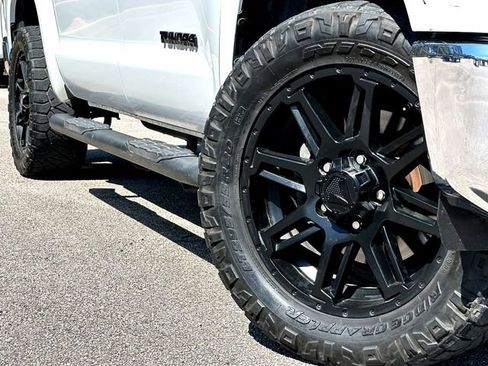 Used 2020 Toyota Tundra SR5 w/ SR5 Leather Package image 2