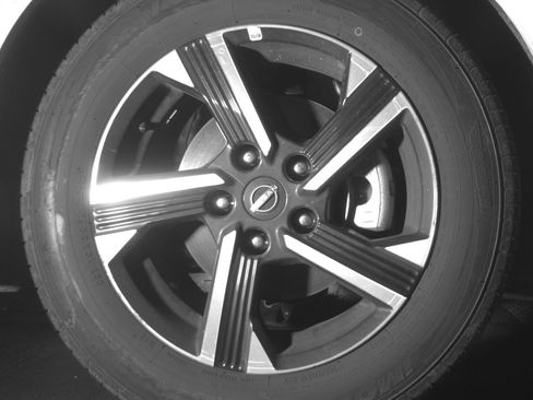 Used 2025 Nissan Sentra SV FWD image 13