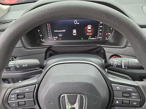 Used 2024 Honda Accord EX image 22