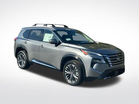 New 2026 Nissan Rogue Platinum image 9