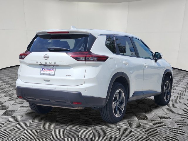 Used 2025 Nissan Rogue SV AWD/4WD image 5