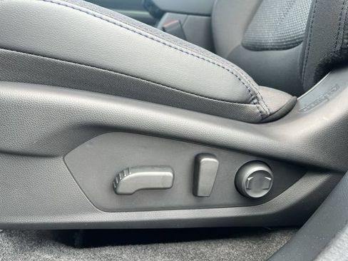 New 2026 Subaru Forester Premium AWD/4WD image 30