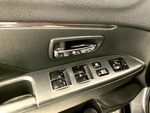 Used 2021 Mitsubishi Outlander Sport ES image 24