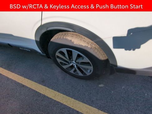 Used 2020 Subaru Outback Premium AWD/4WD image 5