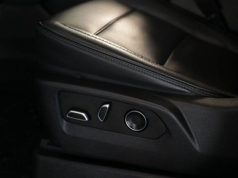 Used 2021 GMC Yukon Denali image 23