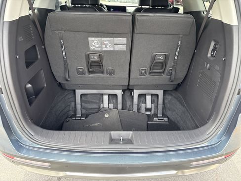 Used 2024 Kia Carnival SX FWD image 5