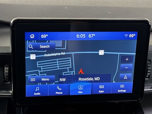 Used 2020 Ford Explorer XLT w/ Equipment Group 202A AWD/4WD image 21