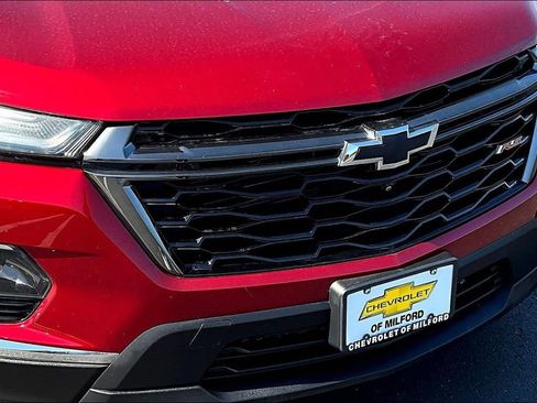 Used 2023 Chevrolet Traverse RS AWD/4WD image 34