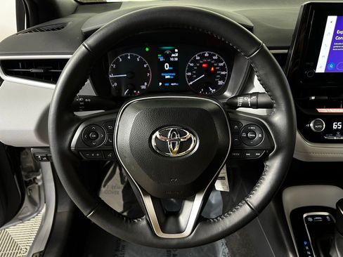 Certified 2025 Toyota Corolla SE image 14