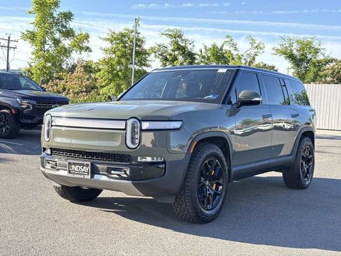 Used 2022 Rivian R1S Launch Edition AWD/4WD image 6