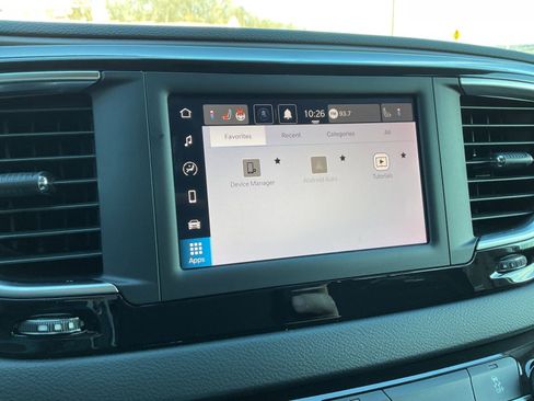 Used 2023 Chrysler Voyager LX image 26