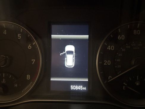 Used 2022 Hyundai Kona SEL w/ Cargo Package image 12