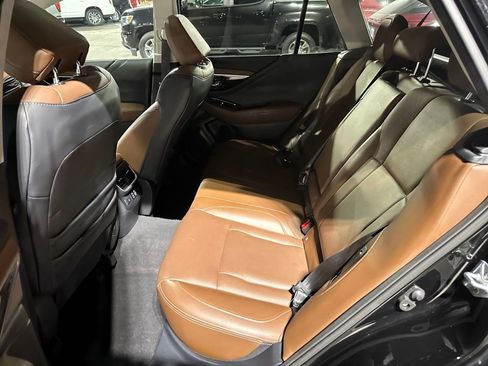 Used 2024 Subaru Outback Touring w/ Popular Package #2 image 21