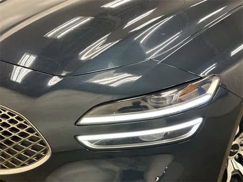 Used 2024 Genesis G70 2.5T image 32