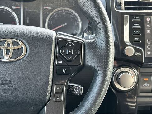 Used 2023 Toyota 4Runner TRD Off-Road Premium w/ Off Road Premium Plus Package AWD/4WD image 10