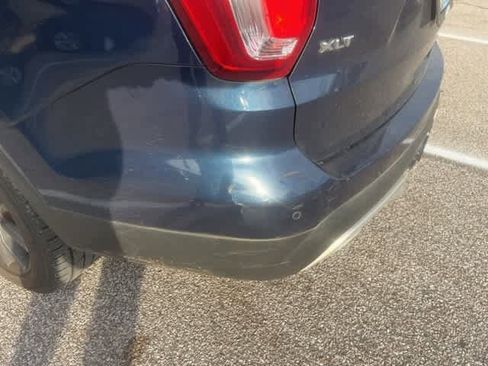 Used 2017 Ford Explorer XLT w/ Equipment Group 202A image 12