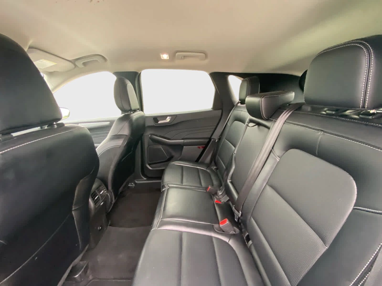 Used 2025 Ford Escape Platinum AWD/4WD image 13