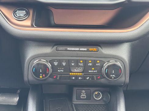 Used 2023 Ford Bronco Sport Outer Banks w/ Tech Package AWD/4WD image 21