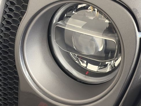 Used 2021 Jeep Wrangler Rubicon w/ LED Lighting Group image 9