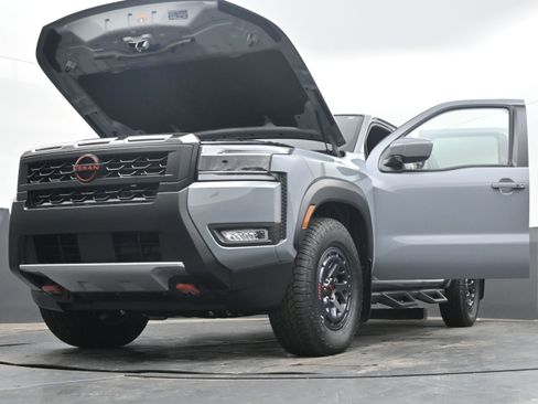 New 2025 Nissan Frontier Pro-X image 38