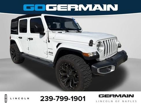 Used 2019 Jeep Wrangler Unlimited Sahara AWD/4WD image 9