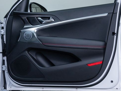 Used 2026 Genesis G70 3.3T Sport Prestige image 11