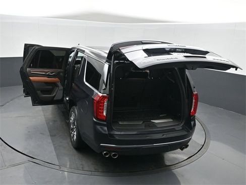 Used 2023 GMC Yukon Denali Ultimate image 53