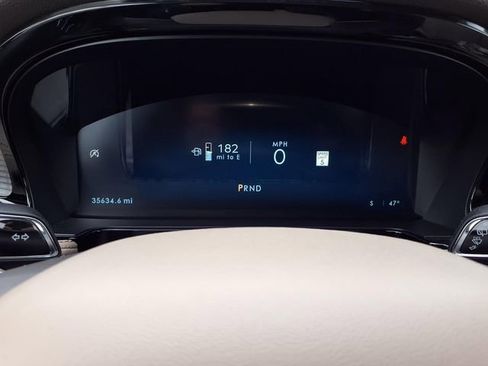 Used 2023 Lincoln Corsair AWD image 17