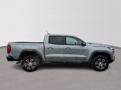 Used 2024 GMC Canyon AT4 image 7