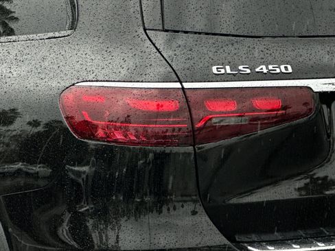 New 2026 Mercedes-Benz GLS 450 4MATIC image 15