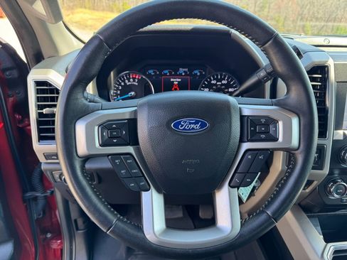 Used 2021 Ford F250 Lariat image 17