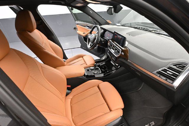 Used 2023 BMW X3 xDrive30i AWD/4WD image 41
