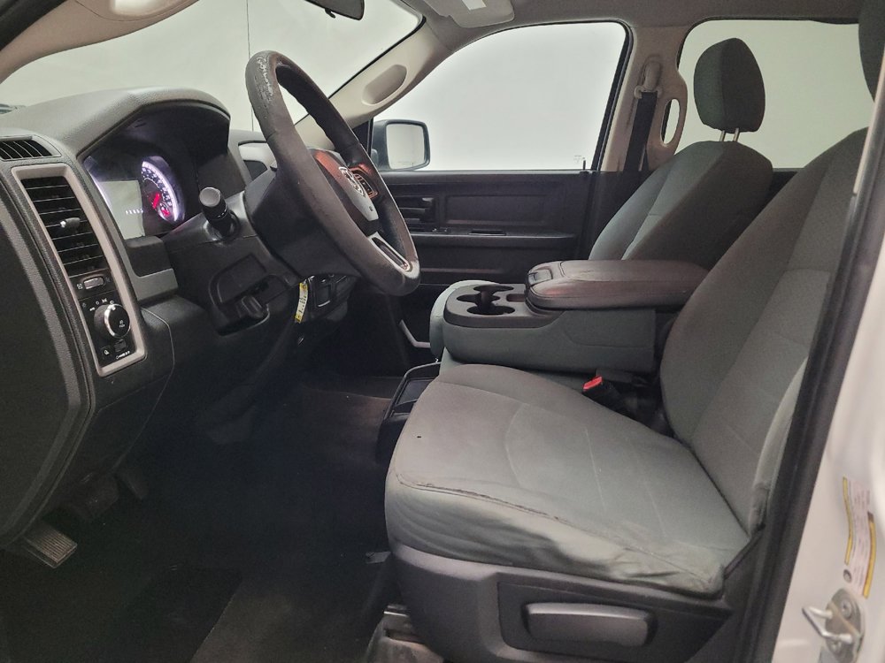 Used 2017 RAM 1500 Express RWD image 17