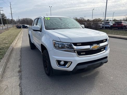 Used 2019 Chevrolet Colorado LT w/ LT Convenience Package image 3
