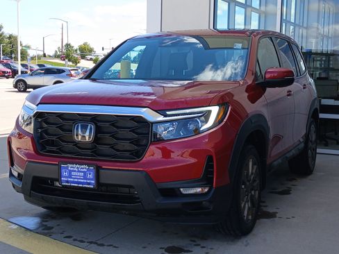 Used 2023 Honda Passport EX-L image 3