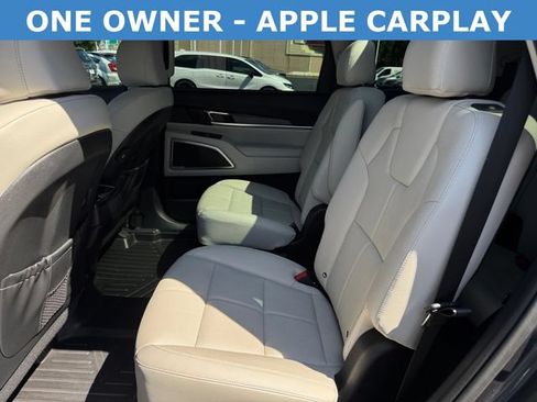 Used 2022 Kia Telluride SX w/ Towing Package FWD image 5
