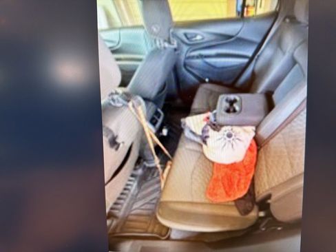 Used 2018 Chevrolet Equinox LT image 12