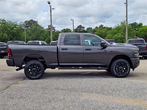 New 2026 RAM 2500 Tradesman AWD/4WD image 19