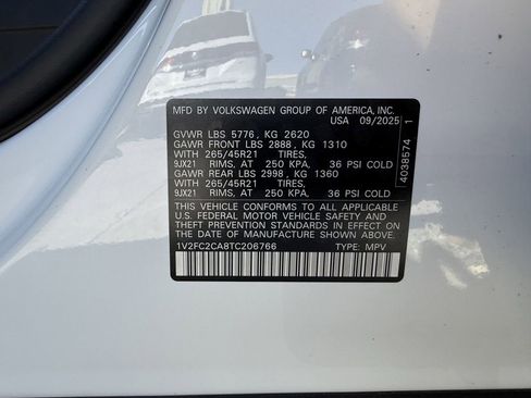 New 2026 Volkswagen Atlas Cross Sport SEL Premium R-Line image 28