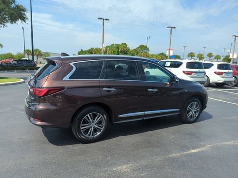 Used 2020 INFINITI QX60 Luxe w/ Essential Package AWD/4WD image 5