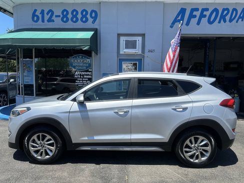 Used 2017 Hyundai Tucson SE w/ SE Popular Package 02 AWD/4WD image 5