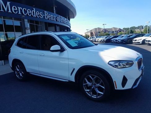 Used 2023 BMW X3 xDrive30i w/ Convenience Package w/ZPA AWD/4WD image 1