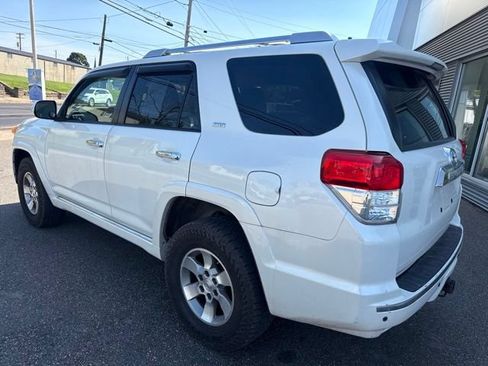 Used 2012 Toyota 4Runner SR5 w/ Convenience Pkg AWD/4WD image 8