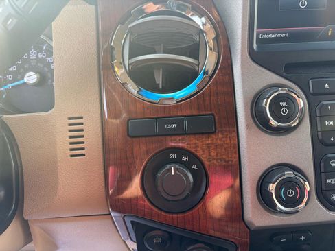 Used 2015 Ford F450 King Ranch w/ King Ranch Chrome Package image 21