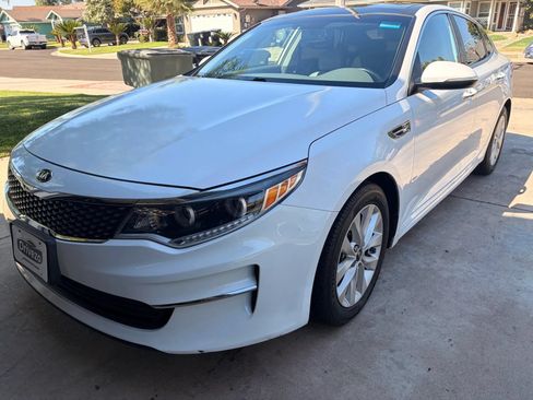 Used 2016 Kia Optima EX w/ Premium Package FWD image 7