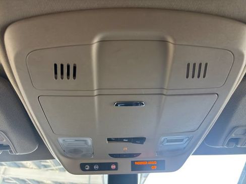 Used 2017 Buick Envision Essence FWD image 8
