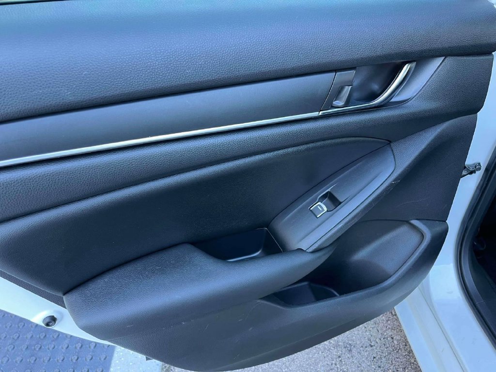 Used 2020 Honda Accord Sport image 15