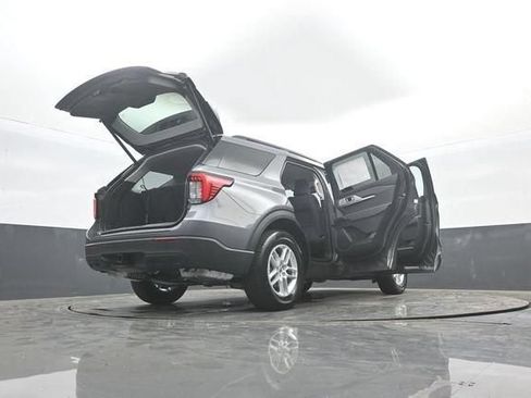 New 2026 Ford Explorer Active RWD image 40