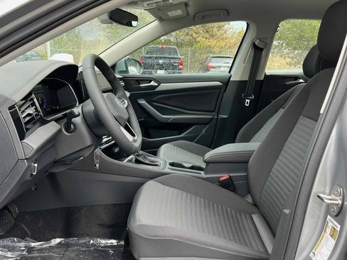 Used 2026 Volkswagen Jetta S FWD image 4
